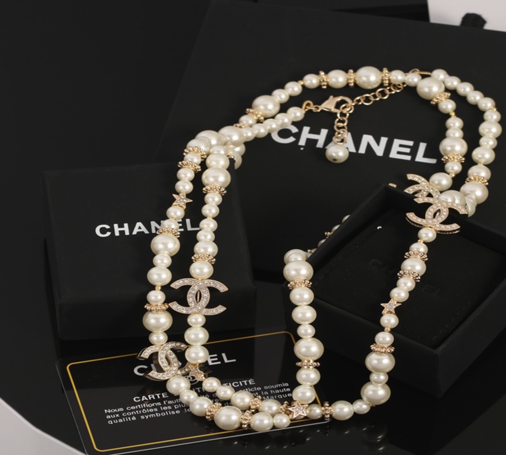 CHANEL Double Layer Pearl Long Necklace with CC Logo - Picture 3 of 9